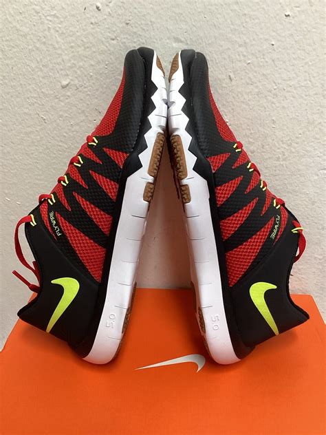 Free Trainer 5.0 V6 'University Red' 